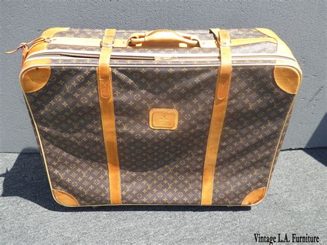 vintage Lv suitcase